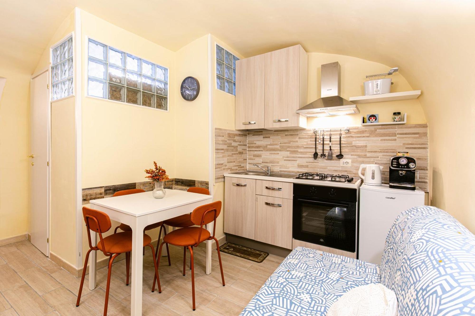 La Chicca Appartamento Intero Nei Quartieri Spagnoli ナポリ 部屋 写真